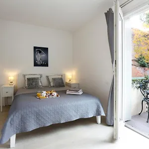 Riverside Apartamento