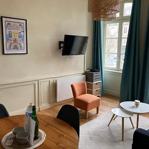  Apartamento L'aparthé - Cosy Avec Vue Sur La Place Du Marché Francia