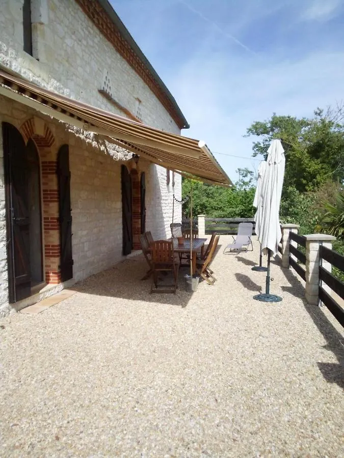 Chambre D'Hotes L'Hermione Bed & Breakfast Villeneuve-sur-Vere