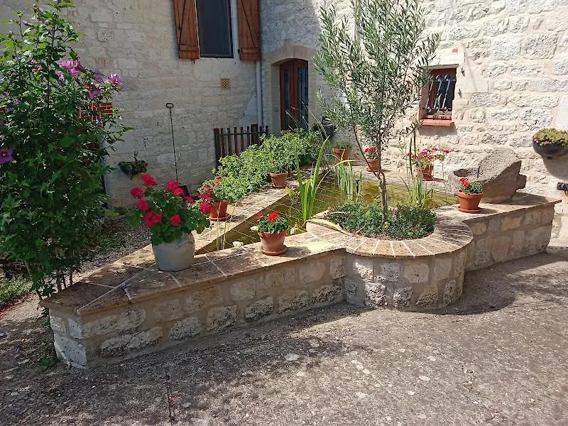 Chambre D'Hotes L'Hermione Bed & Breakfast Villeneuve-sur-Vere
